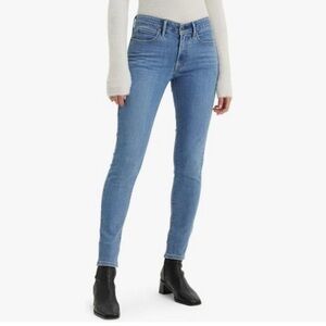 Levi's 711 Blue Skinny High-Rise Jeans. W28/L30